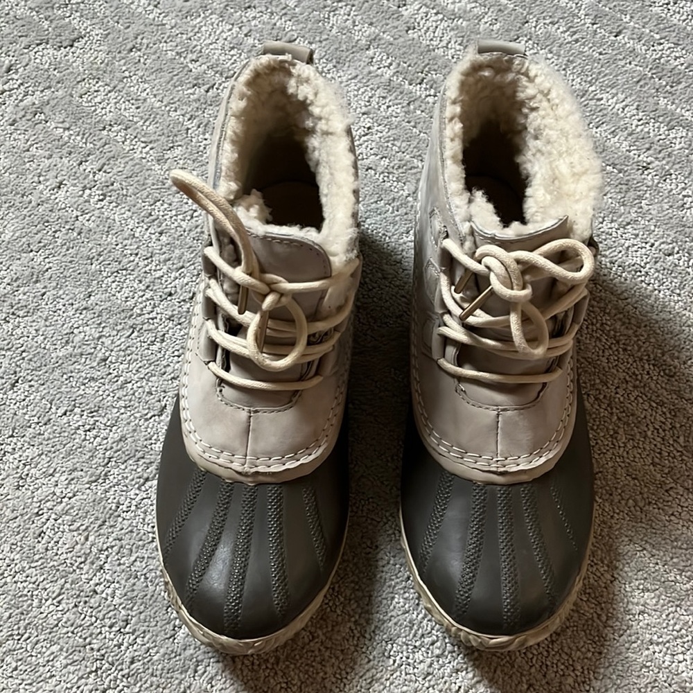 Sorel Out and About Boots